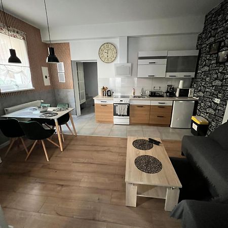 Apartamenty Cieplicka 20A Jelenia Góra Екстериор снимка