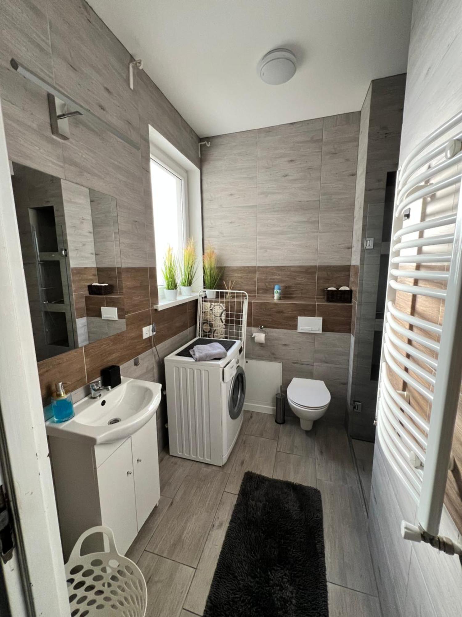 Apartamenty Cieplicka 20A Jelenia Góra Екстериор снимка