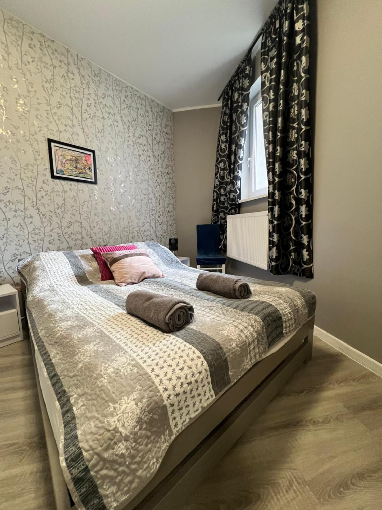Apartamenty Cieplicka 20A Jelenia Góra Екстериор снимка